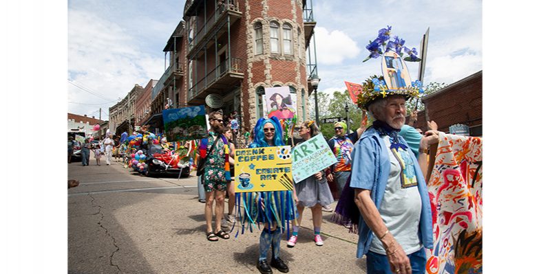 Eureka Springs Shines with ARTrageous Parade: A Testament to Creativity and Community